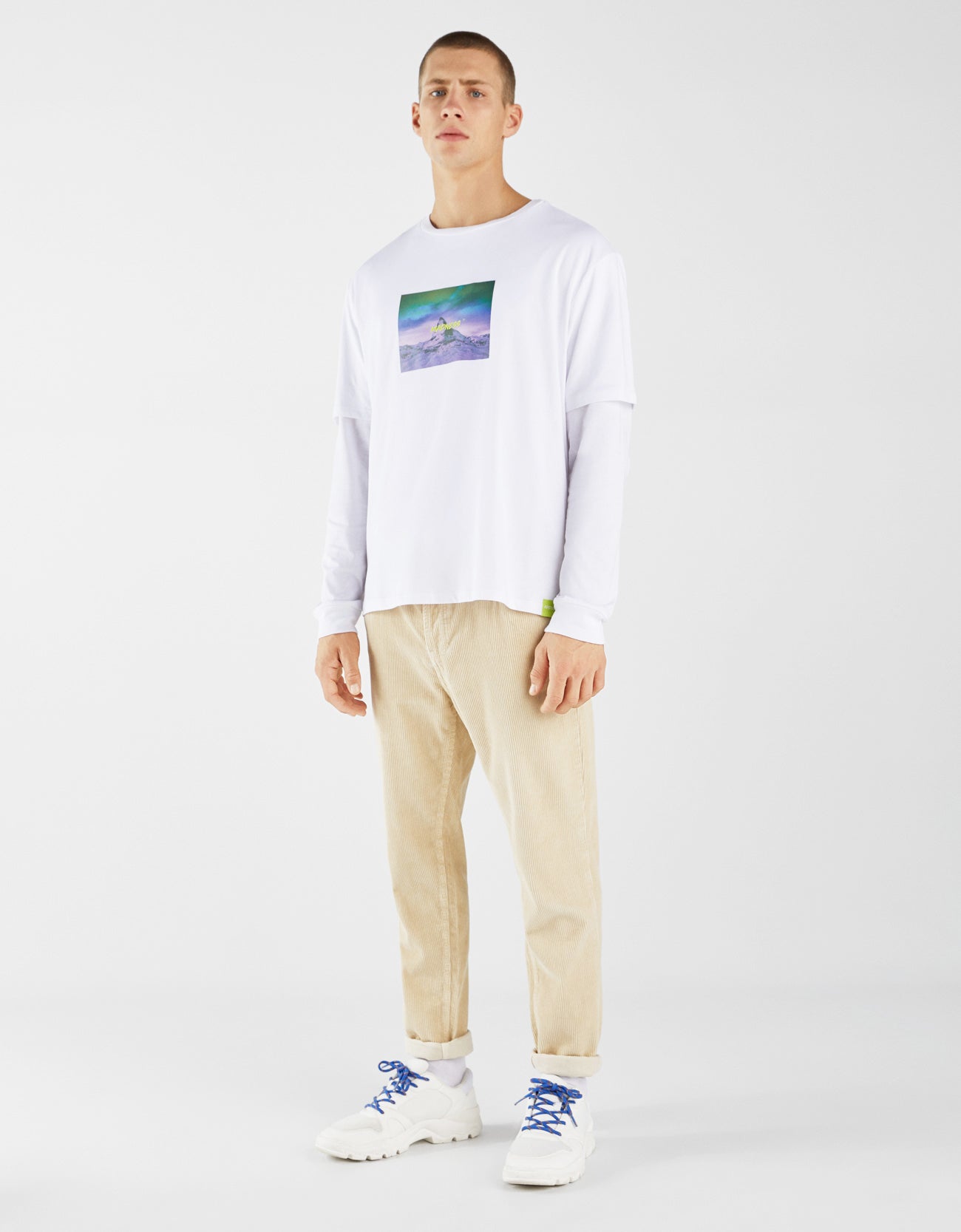 Slim fit corduroy carrot trousers