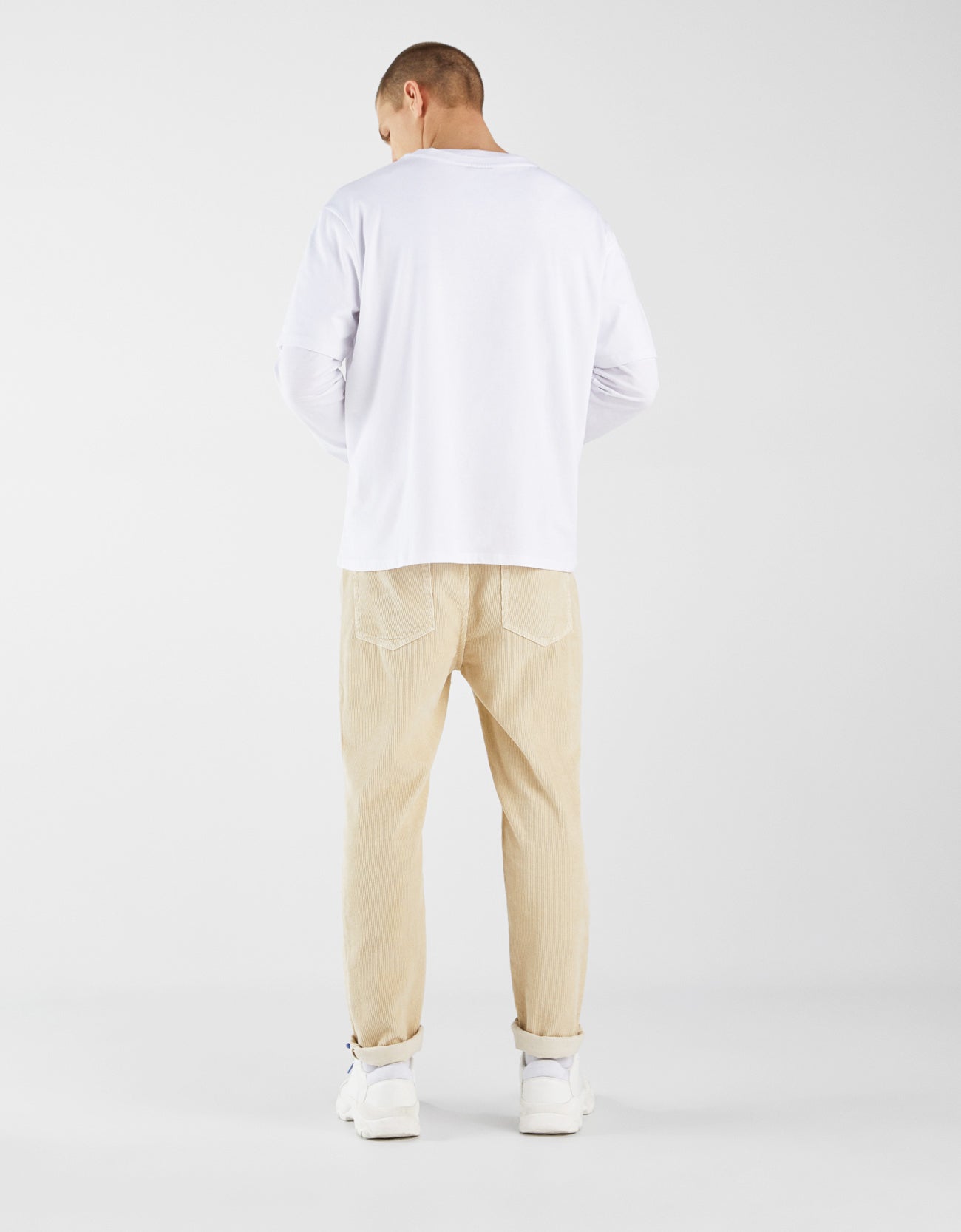 Slim fit corduroy carrot trousers