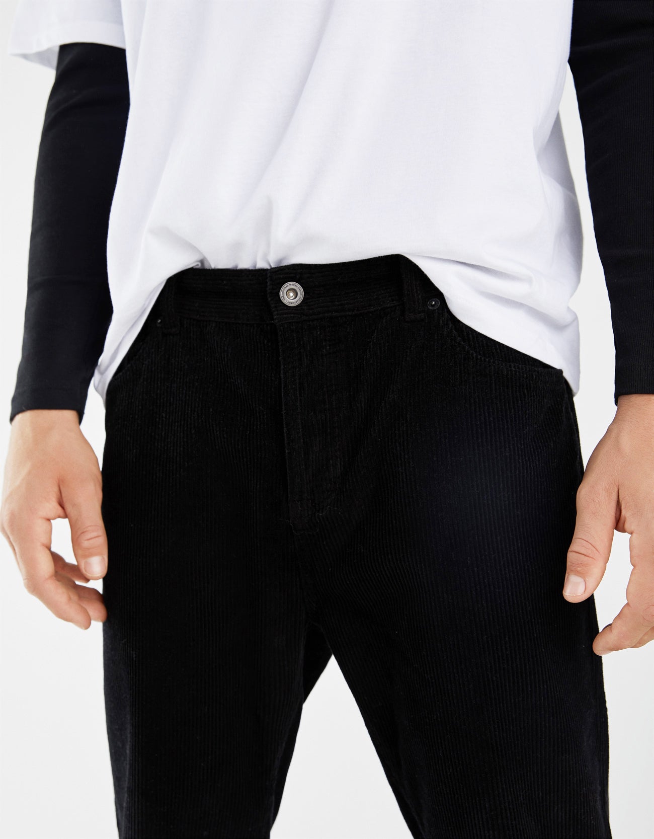 Slim fit corduroy carrot trousers