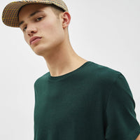 Round neck T-shirt