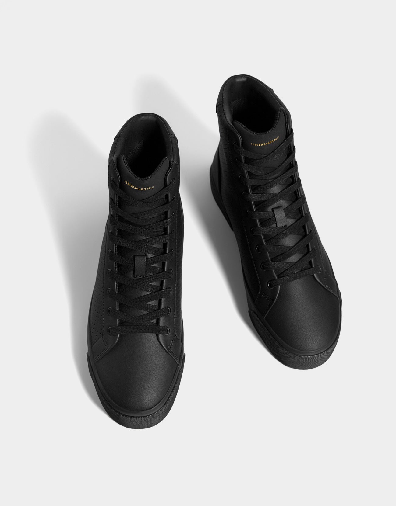 Mens high-top trainers with broguing
