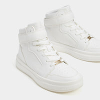 Men’s basketball high-top trainers