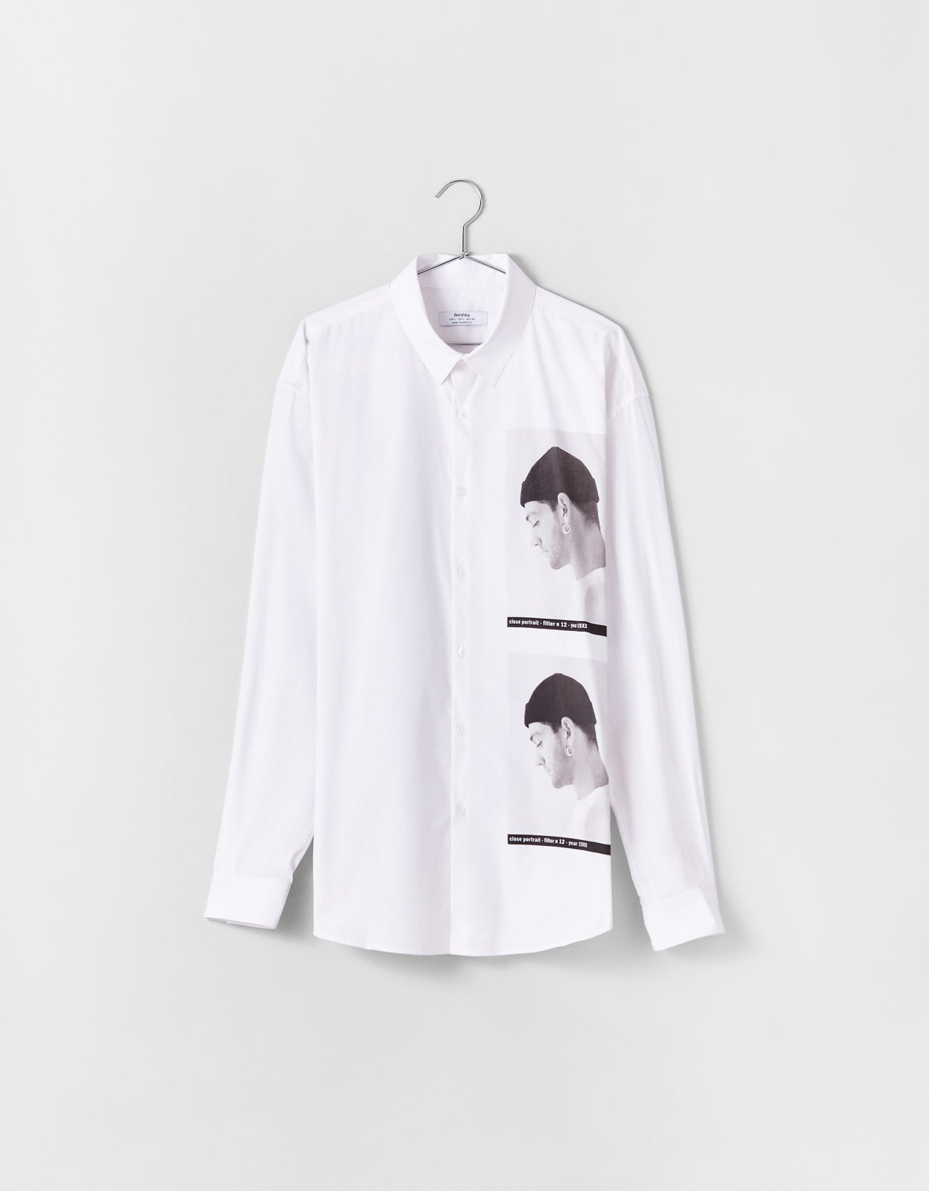 Oversized printed shirt
