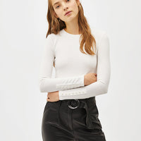 T-shirt with pearly sleeves