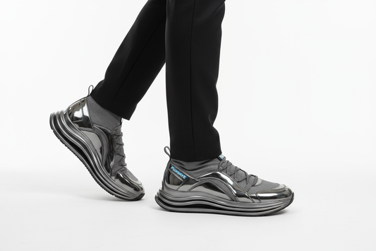 FluxWave - High-Tech Design Sneaker