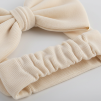 Stretchy Band Detail Close-up