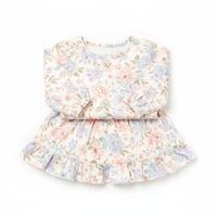 Folded Outfit Presentation