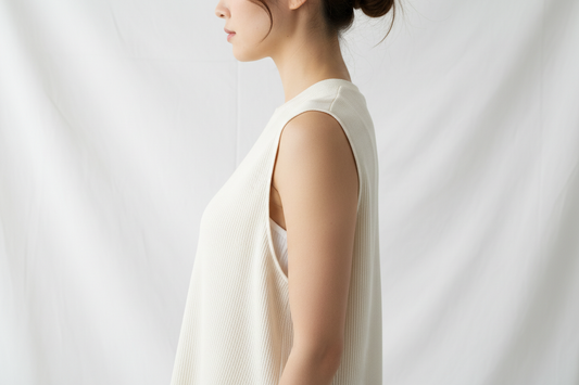 Side Armhole Detail